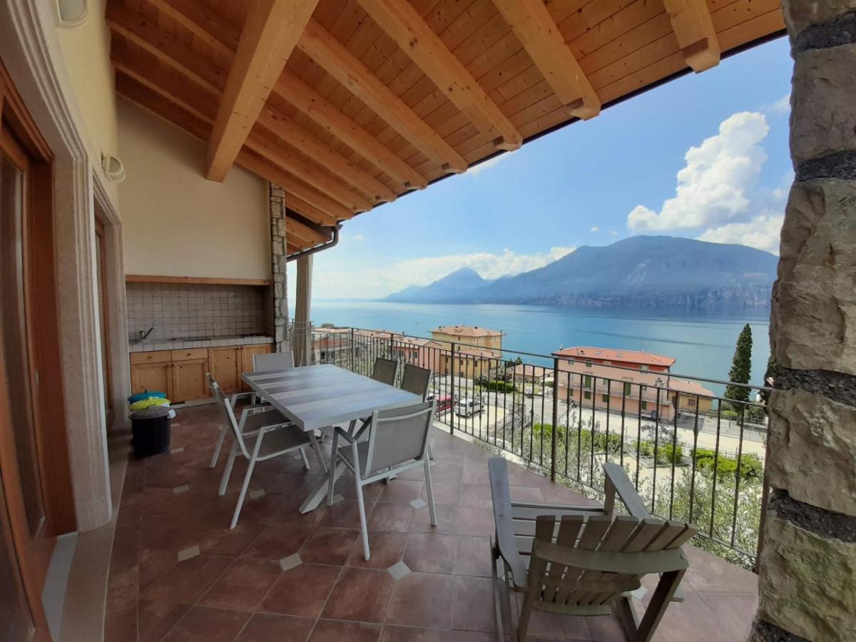 Bmp Apartment Deluxe 1 Jacuzzi Riscaldata Privata Vista Lago Di Garda Бренцоне-суль-Гарда Екстер'єр фото