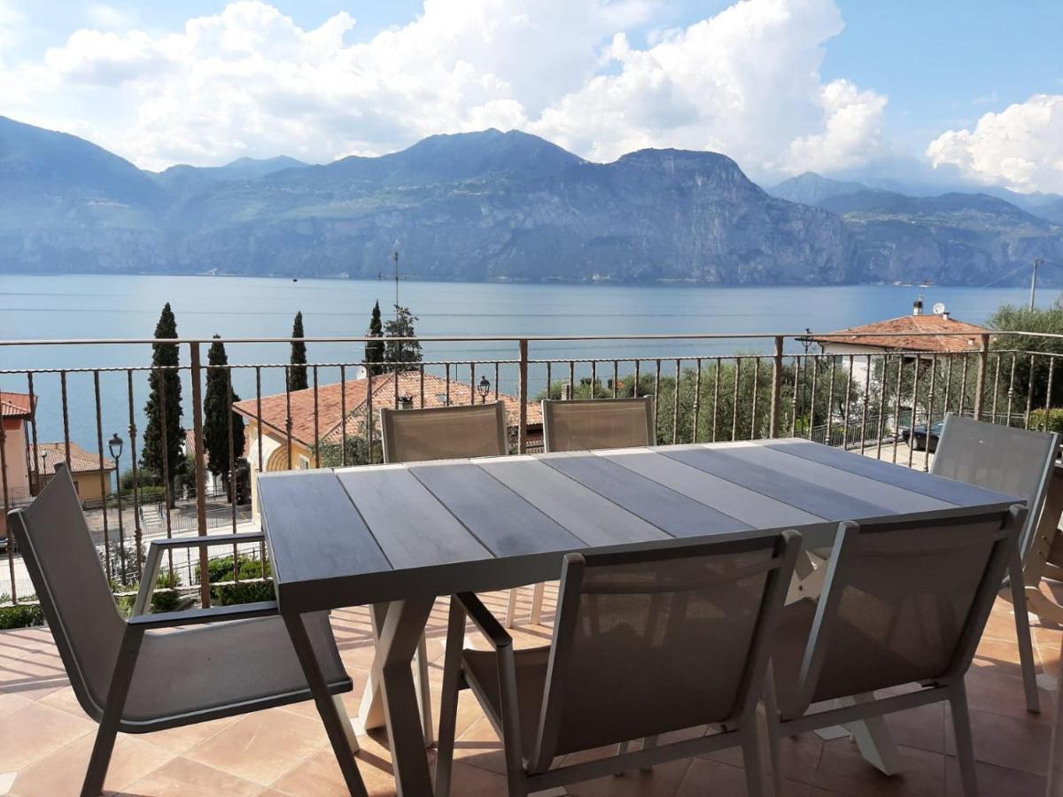 Bmp Apartment Deluxe 1 Jacuzzi Riscaldata Privata Vista Lago Di Garda Бренцоне-суль-Гарда Екстер'єр фото
