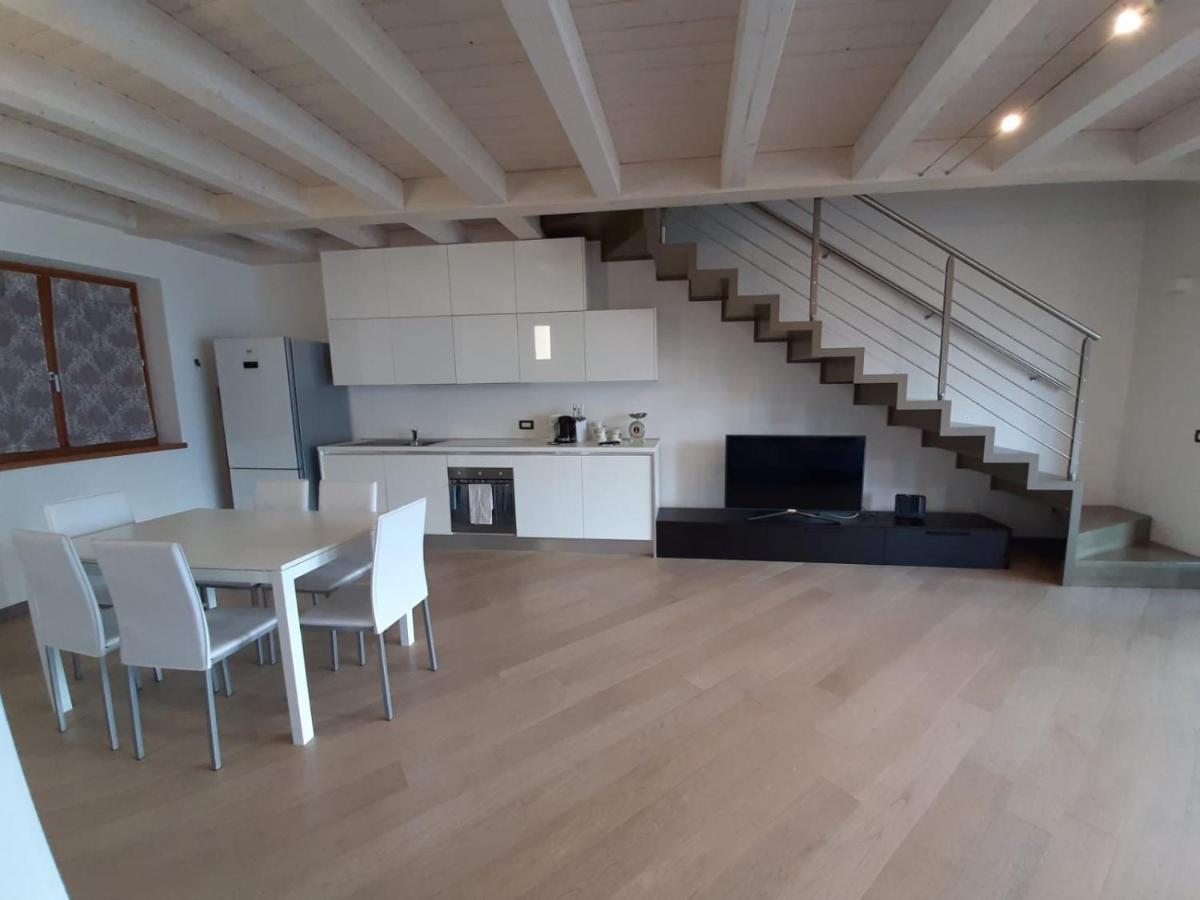 Bmp Apartment Deluxe 1 Jacuzzi Riscaldata Privata Vista Lago Di Garda Бренцоне-суль-Гарда Екстер'єр фото